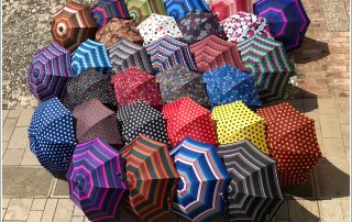 ombrelli SIMPLYUP®, ombrelli ingrosso, ombrelli per negozi, ombrelli grossisti, ombrelli GDO, fornitore ombrelli, vendita ombrelli b2b, ombrelli alta qualità, ombrelli Made in Italy, ombrelli design, ombrelli innovativi, ombrelli robusti, ombrelli antivento, ombrelli automatici, ombrelli manuali, ombrelli pieghevoli, ombrelli lunghi, ombrelli donna, ombrelli uomo, ombrelli tascabili, ombrelli moda, ombrelli protezione pioggia, ombrelli anti-UV, tessuti alta densità, poliestere ombrello, tinto filo ombrello, raso ombrello, strutture leggere ombrello, alluminio ombrello, fibra ombrello, impugnature ergonomiche, collezioni ombrelli, accessori antipioggia, novità ombrelli, stock ombrelli, catalogo ombrelli SIMPLYUP®, distributore ombrelli, soluzioni B2B ombrelli, ombrelli per rivenditori, ombrelli vari modelli