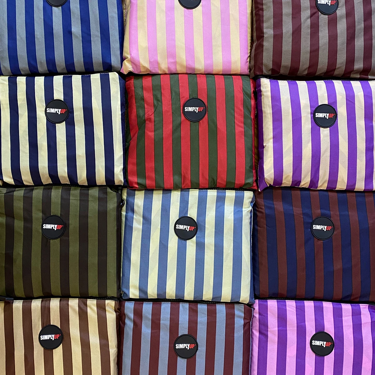 poncho fantasia ingrosso, poncho stampato per negozi, poncho fantasia grossisti, poncho fantasia GDO, fornitore poncho fantasia, distributore poncho fantasia, vendita poncho fantasia b2b, poncho fantasia alta qualità, poncho fantasia SIMPLYUP®, poncho impermeabile fantasia, poncho moda fantasia, poncho antipioggia design, poncho viaggio fantasia, poncho leggero fantasia, poncho resistente acqua fantasia, poncho uomo fantasia, poncho donna fantasia, poncho unisex fantasia, tessuti stampati poncho, poncho con disegni, poncho vivaci, poncho moderni, poncho colorati, poncho giovanili, stock poncho fantasia, ingrosso poncho stampati, acquisto poncho fantasia all'ingrosso, collezioni poncho fantasia, novità poncho fantasia, poncho di design creativo, poncho audaci, poncho artistici, poncho di tendenza, poncho originali, poncho espressivi, poncho con pattern unici, poncho da collezione, poncho eye-catching, poncho contemporanei