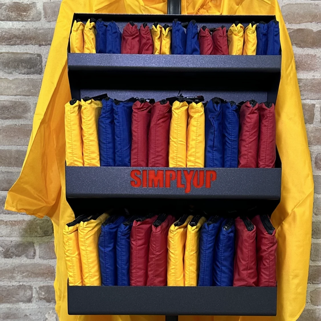 poncho tinta unita ingrosso, poncho unito per negozi, poncho tinta unita grossisti, poncho tinta unita GDO, fornitore poncho unito, distributore poncho tinta unita, vendita poncho unito b2b, poncho tinta unita alta qualità, poncho unito SIMPLYUP®, poncho impermeabile tinta unita, poncho moda unito, poncho antipioggia essenziale, poncho viaggio unito, poncho leggero tinta unita, poncho resistente acqua unito, poncho traspirante unito, poncho uomo tinta unita, poncho donna tinta unita, poncho unisex unito, tessuti tecnici tinta unita, poncho classici, poncho versatili, poncho minimalisti, poncho base, stock poncho unito, ingrosso poncho essenziali, acquisto poncho tinta unita all'ingrosso, collezioni poncho unito, novità poncho tinta unita, poncho di design semplice, poncho duraturi, poncho facili da abbinare, poncho evergreen, colori solidi poncho, poncho da città, poncho pratici, poncho alta visibilità unito, poncho per ogni occasione, poncho eleganti